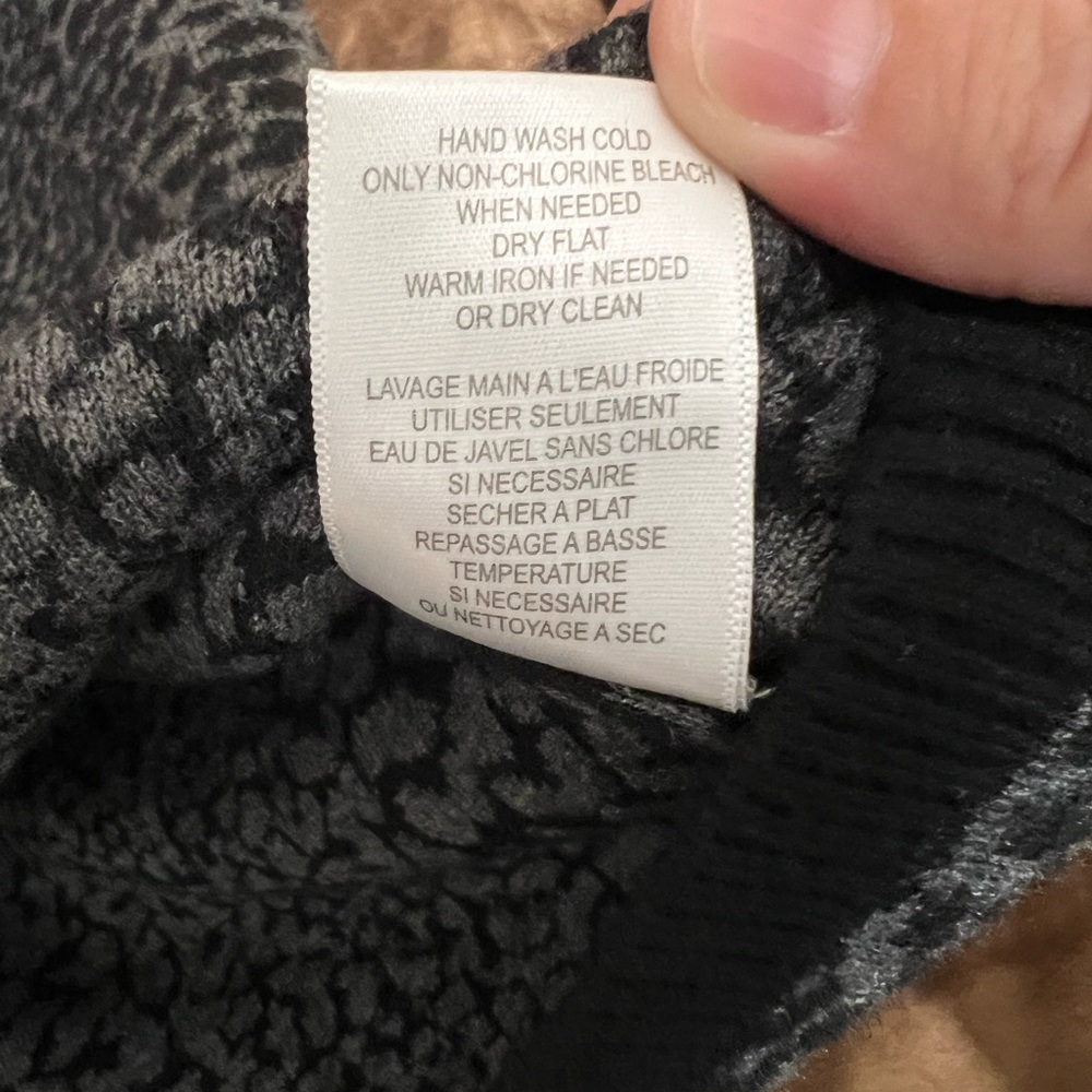 Woman’s size small Joie sweatshirt. - Picture 6 of 7